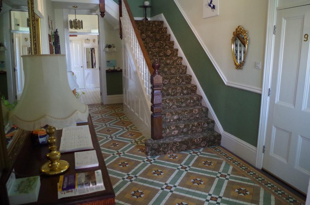 אילפרקומב Varley House מראה חיצוני תמונה